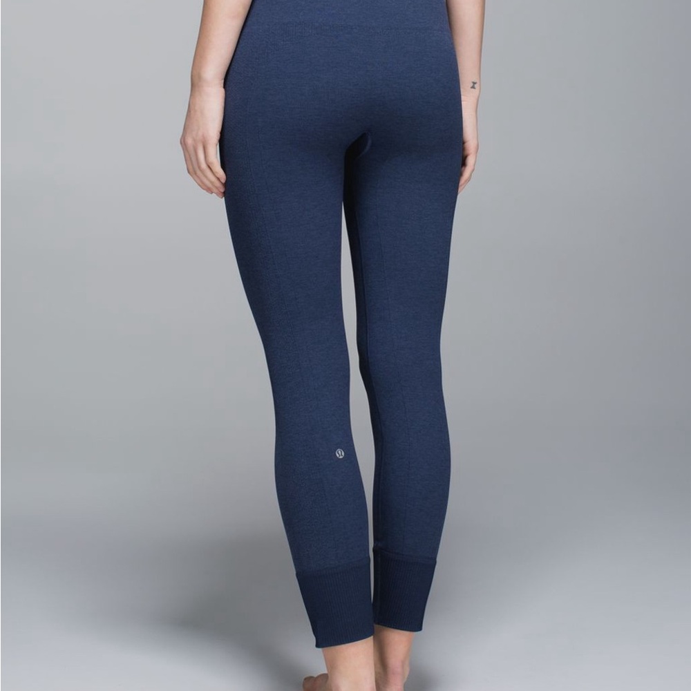 Lululemo Ribbed Navy Blue Leggings
